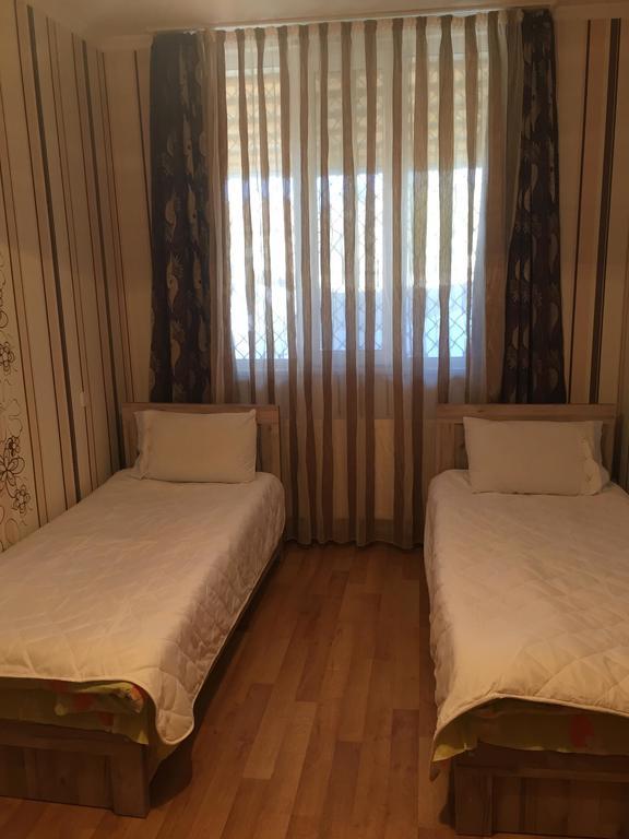 Guesthouse Gua Kutaisi Ngoại thất bức ảnh