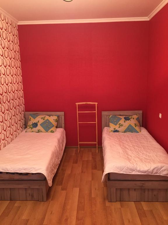 Guesthouse Gua Kutaisi Ngoại thất bức ảnh