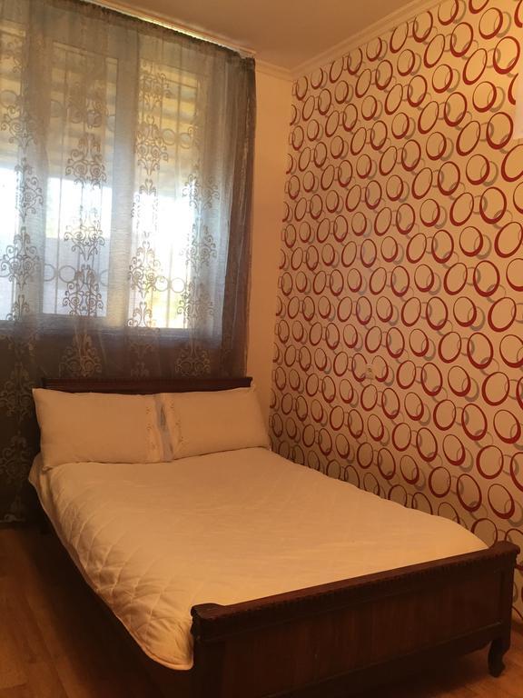 Guesthouse Gua Kutaisi Ngoại thất bức ảnh