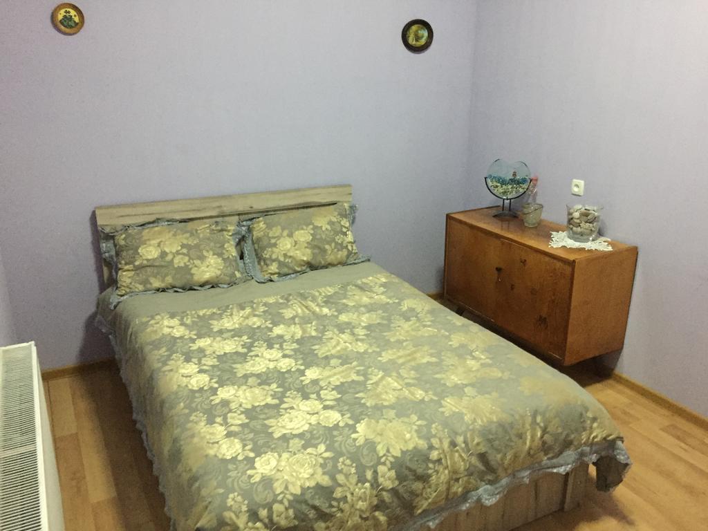 Guesthouse Gua Kutaisi Ngoại thất bức ảnh