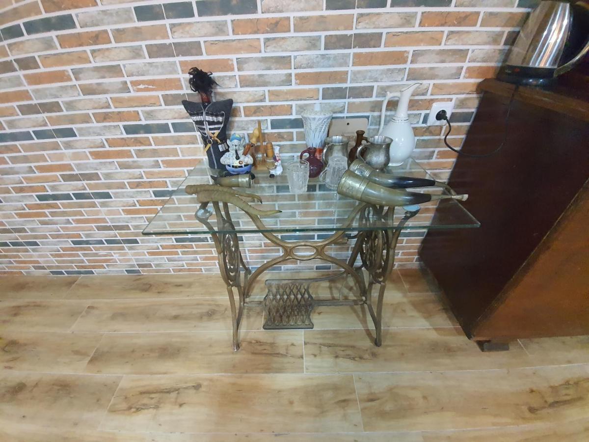 Guesthouse Gua Kutaisi Ngoại thất bức ảnh